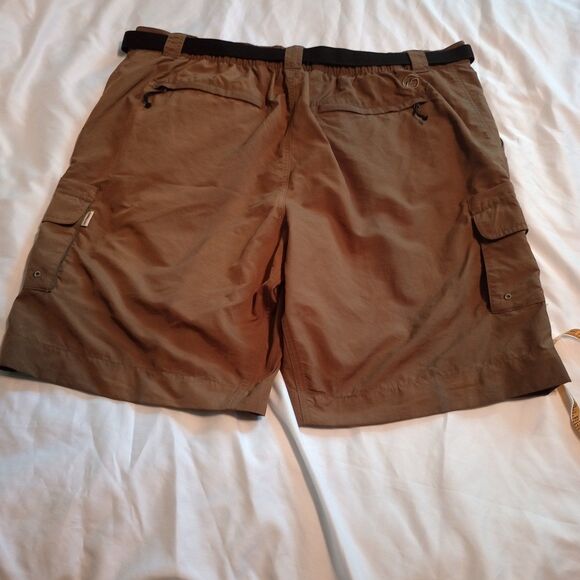 Men's Magellan Fish Gear Shorts. XL Water Repellent Tan Webbed Belt 6 Pockets - Picture 1 of 10